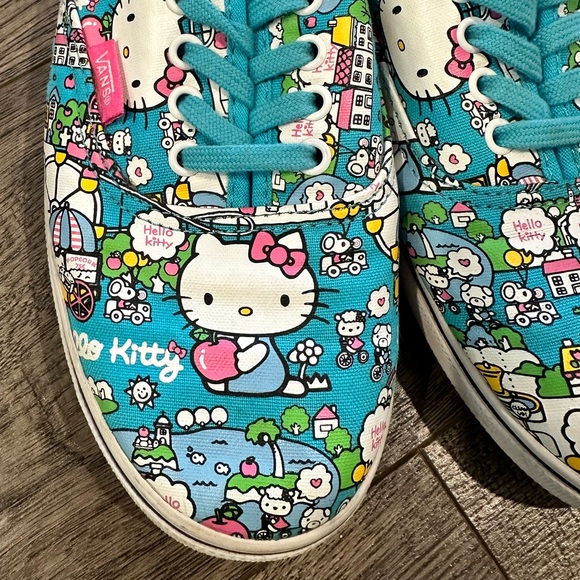 Hello Kitty Vans Sz 9 - Picture 9 of 12
